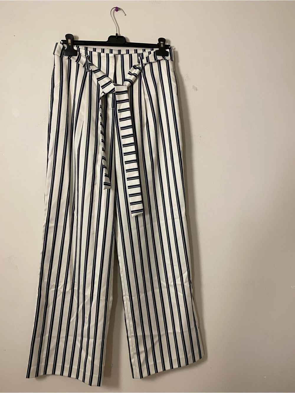 Striped Wide-Leg Tie-Waist Pants - White & Black